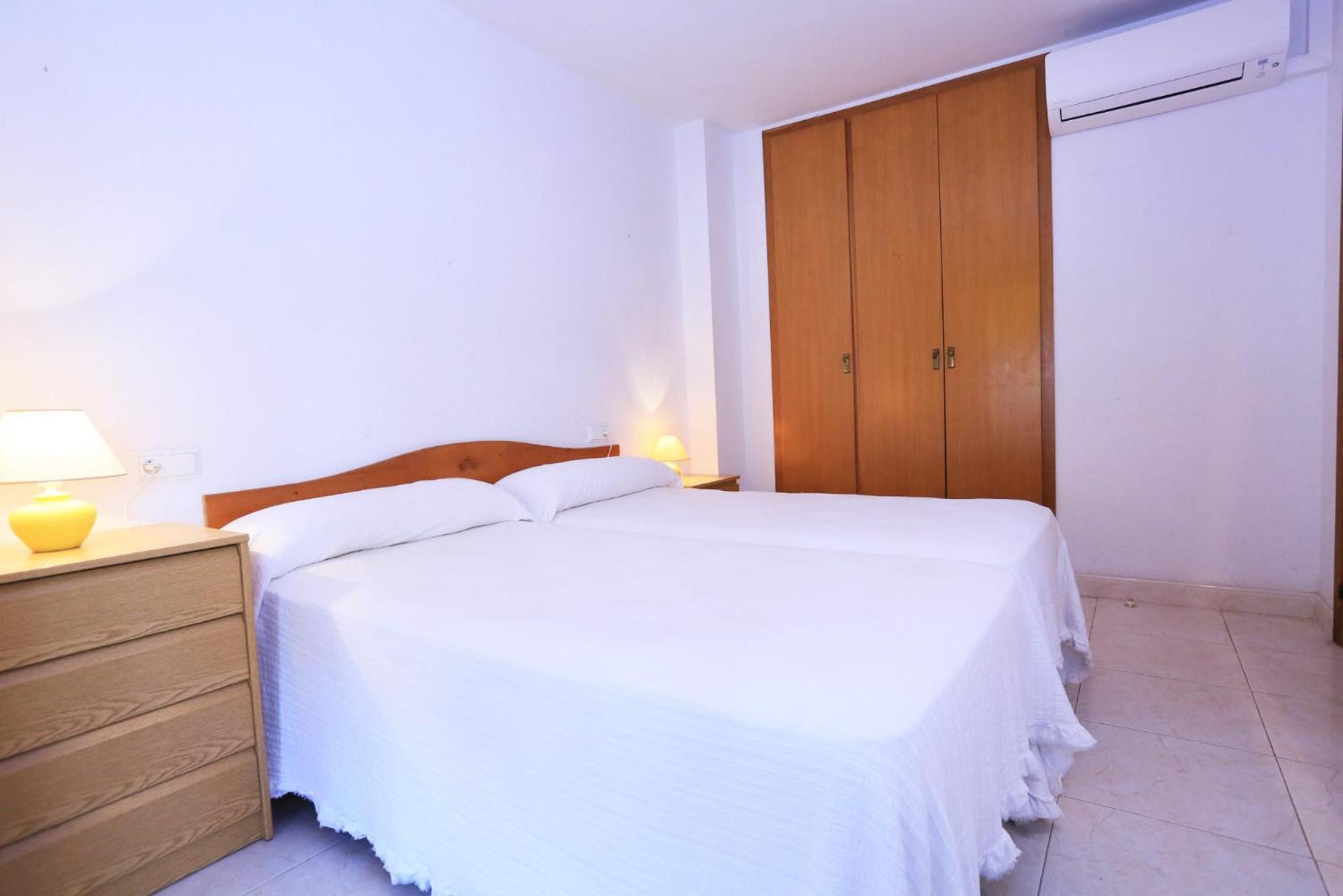Txingudi - Only Families Apartment Cambrils Exterior photo